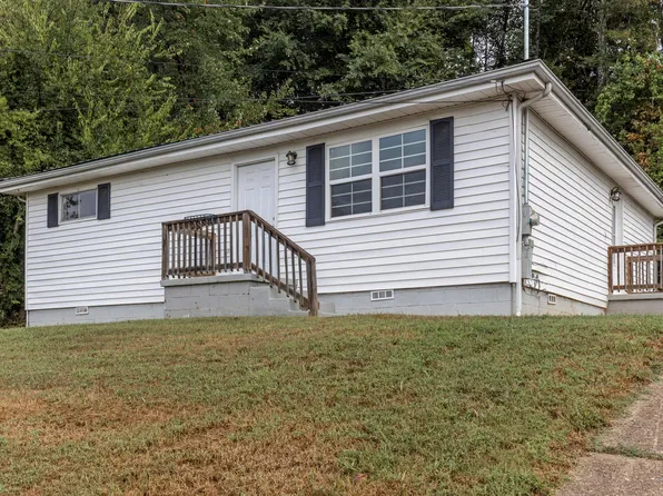 338 McAfee Rd, Rossville, GA 30741