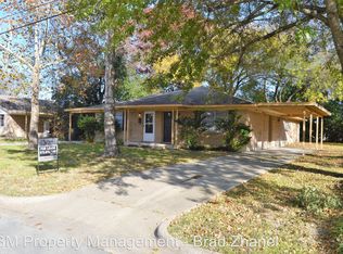 300& 300 1/2 Almond St, Waxahachie, TX