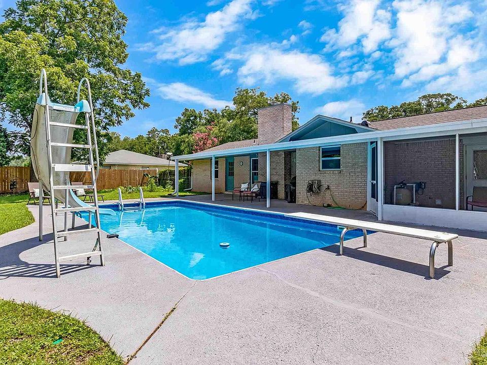 1st image of 4655 Gregg Ave