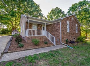 620 Edgehill Dr, Monroe, NC 28110