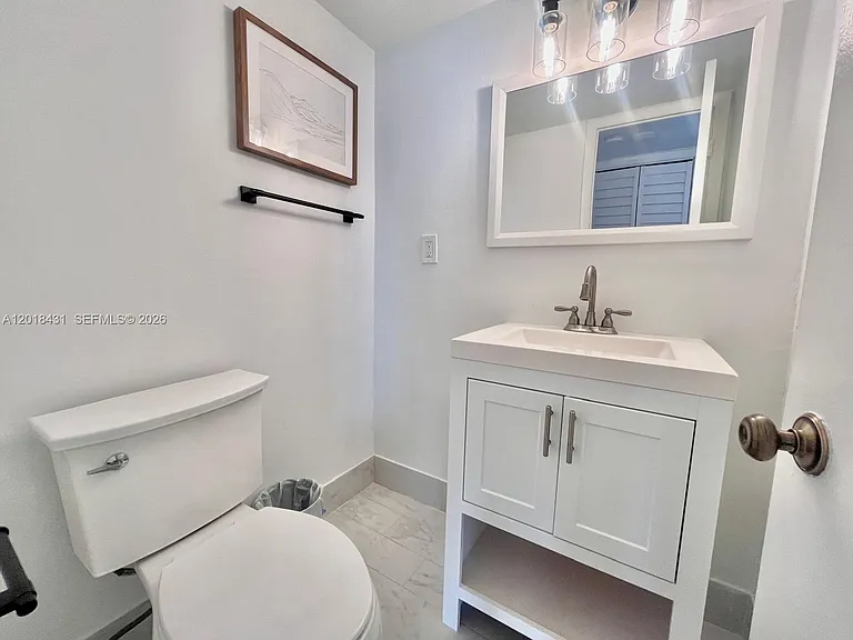 5838 Collins Ave #2D — Photo 13