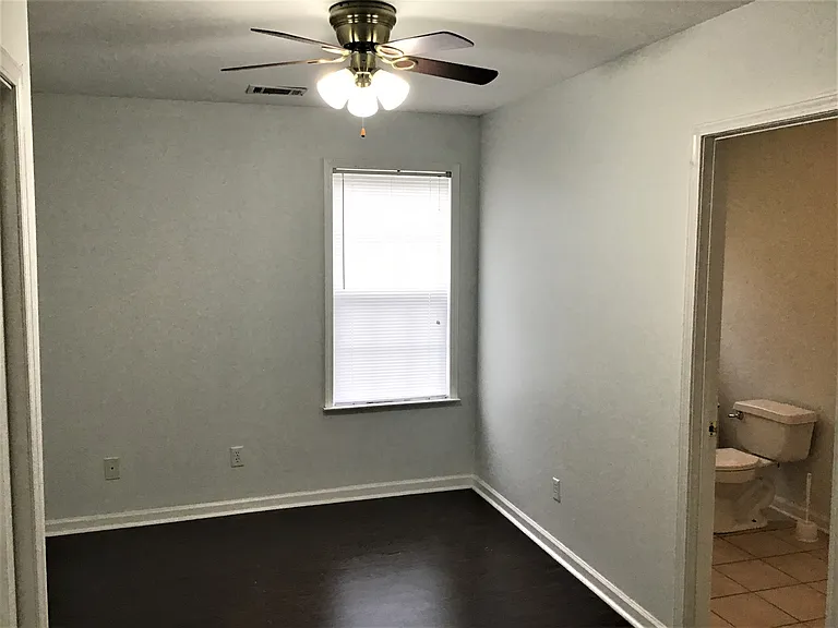3446 Lee St — Photo 14