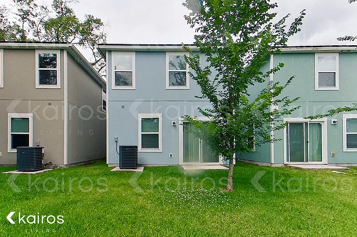 1331 Mull St — Photo 18