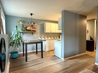 150 Skaha Pl #111, Penticton, BC V2A7K1