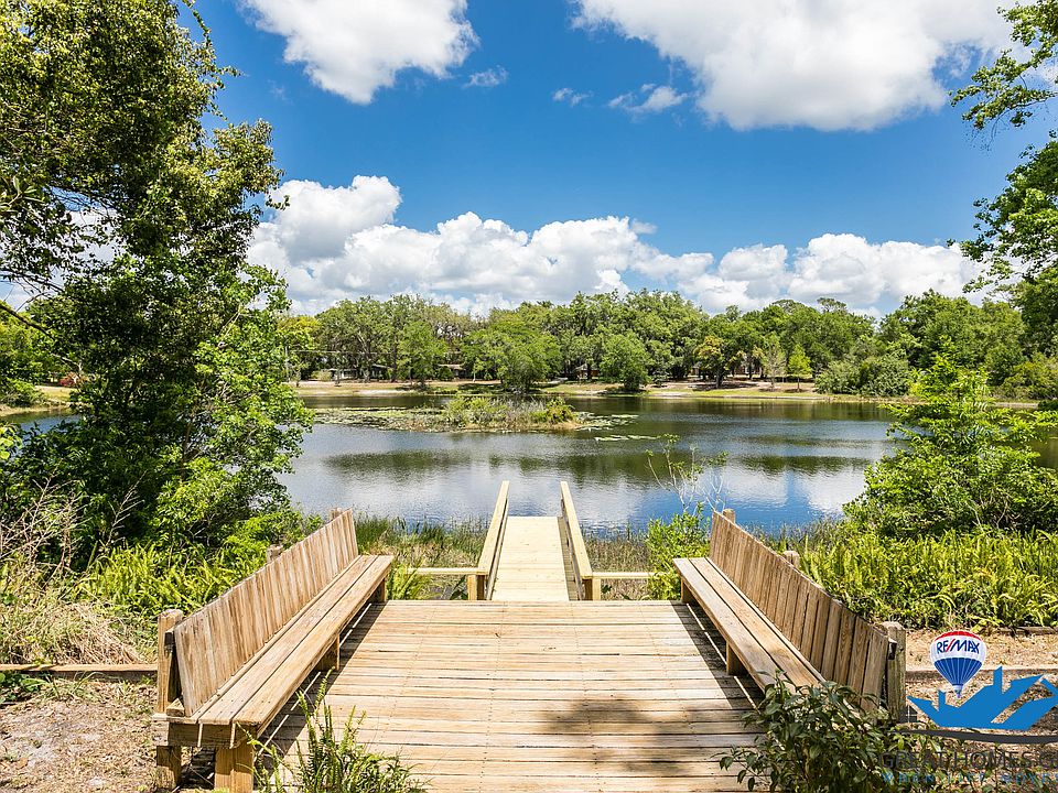 1st image of 141 Triplet Lake Dr