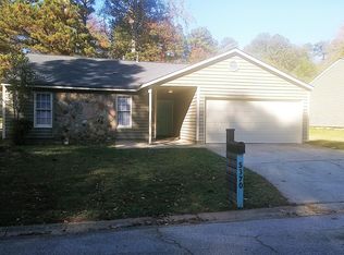 5370 Ridge Forest Dr, Stone Mountain, GA 30083