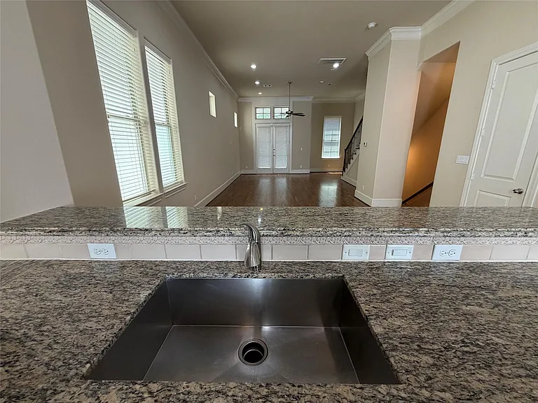 2021 Fannin Sta — Photo 17