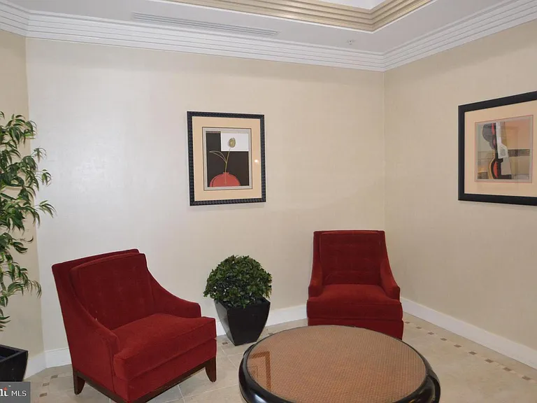 4490 Market Commons Dr #412 — Photo 23