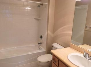 229 Marina Lakes Dr, Richmond, CA 94804