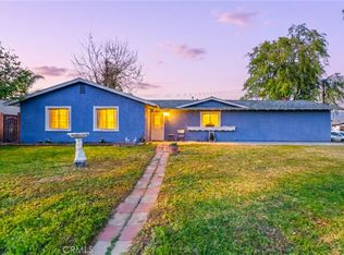 19450 Woodhill St, Rialto, CA 92376