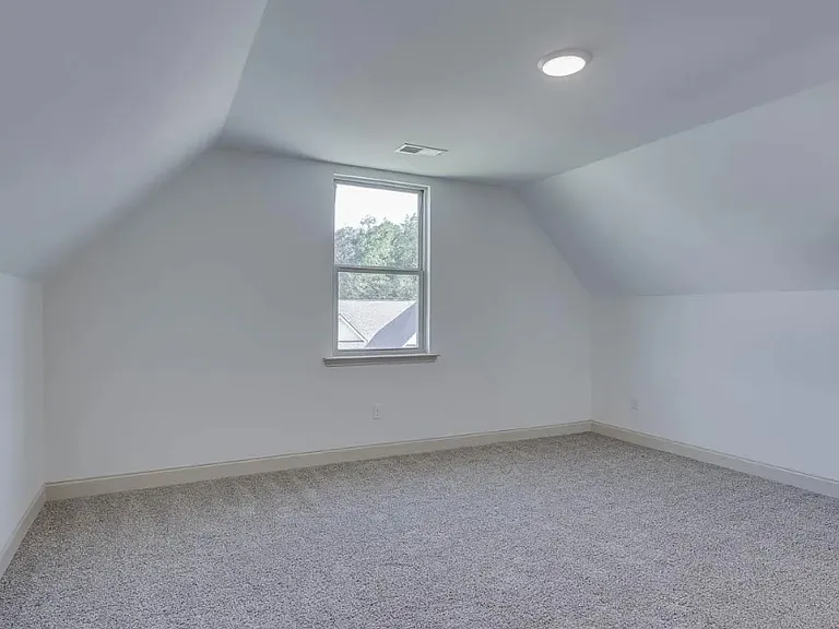 106 Glory Rd — Photo 10