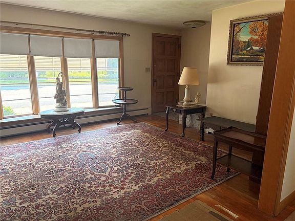 5th image of 565 Mount Pleasant Ave