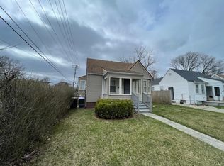 8203 Brace St, Detroit, MI 48228