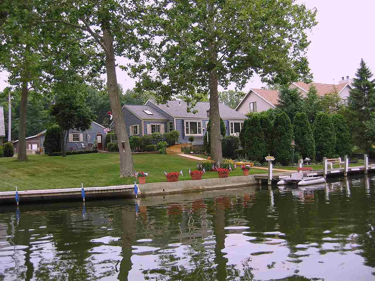 8108 E Quiet Harbor Dr photo 1
