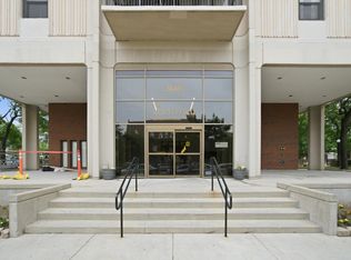 2605 S Indiana Ave Unit 304, Chicago, IL 60616