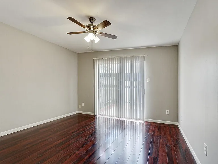 1833 Country Village Blvd — Photo 8
