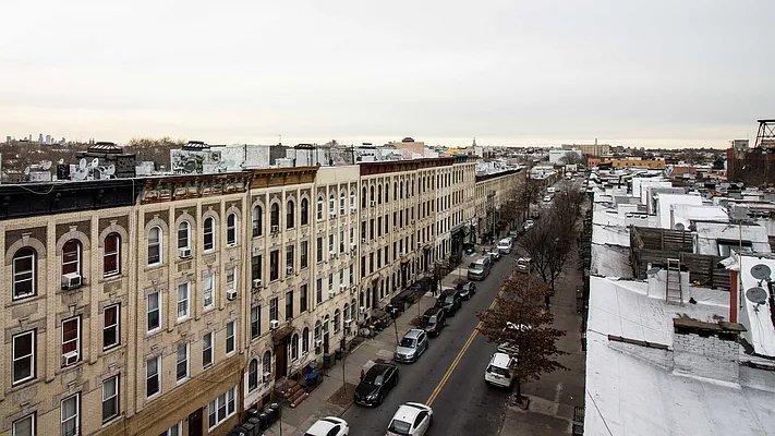 Rented by Nooklyn NYC LLC | media 22