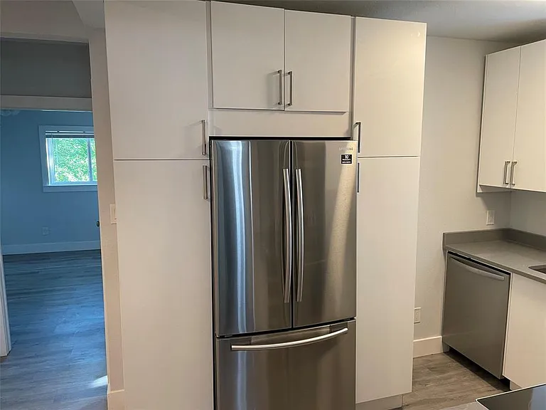 10310 Gail Rd #B — Photo 5