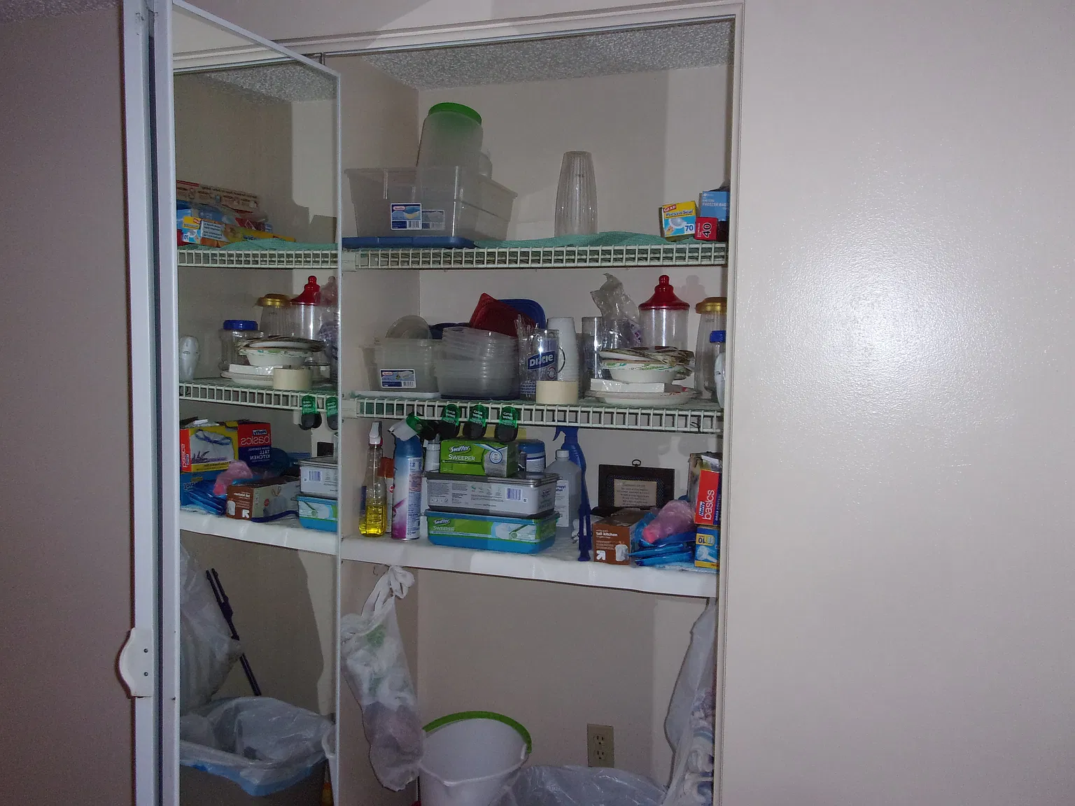 Upstairs 1 Bed 2 Bath with Water View — Photo 4