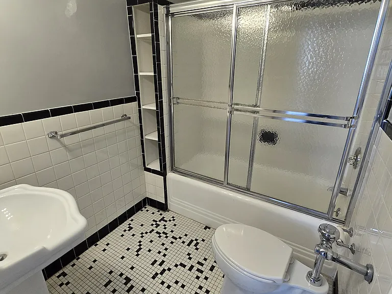 1 E Chase St #310 — Photo 18