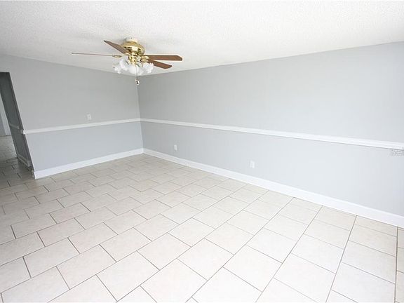 5th image of 4412 W Henry Ave
