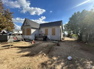 1215 Bernard St, Bakersfield, CA