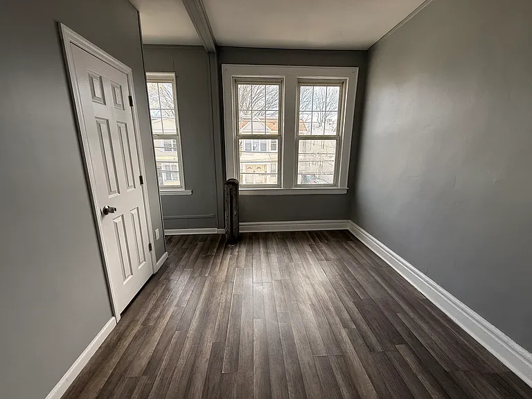 31 Aldine St #2 — Photo 13