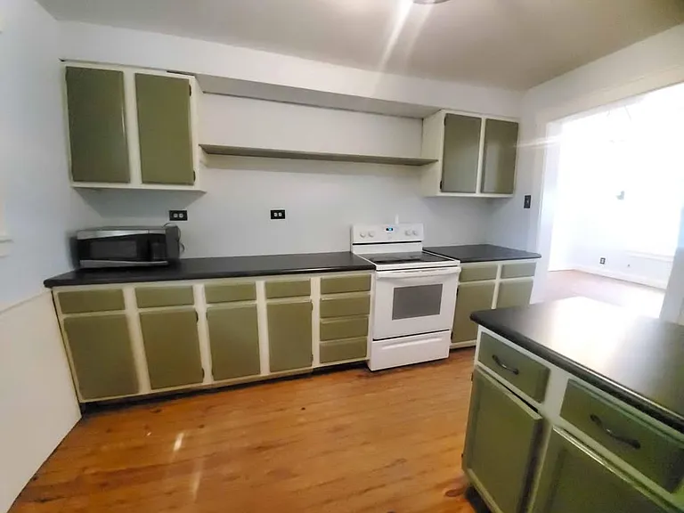 1608 Lawson Ave — Photo 12