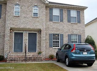 4149 Brook Creek Ln #B, Greenville, NC 27858