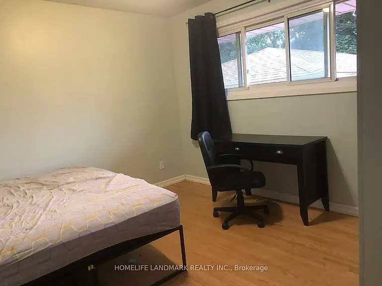 195 Carter Ave — Photo 8