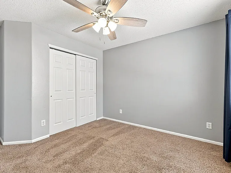 9468 Pony Gulch Way — Photo 24