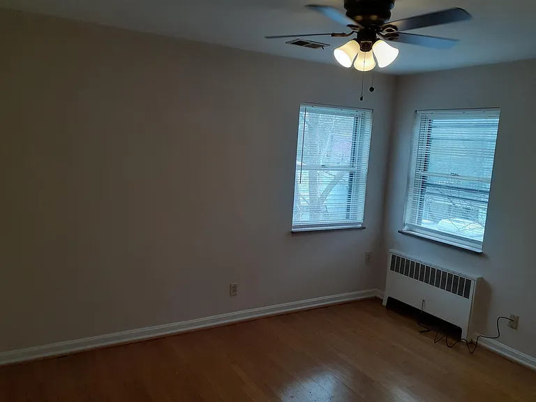 1494 Beacon St #4 — Photo 5