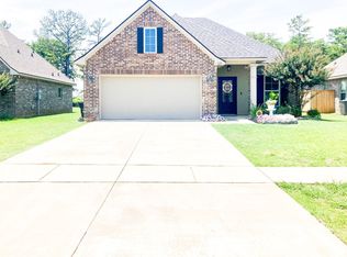 319 Coppice Pl, Bossier City, LA 71111