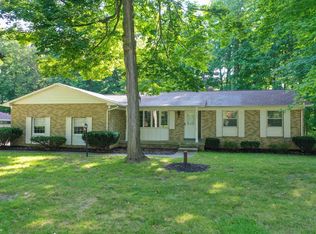 2174 Crestline Dr, Burton, MI 48509