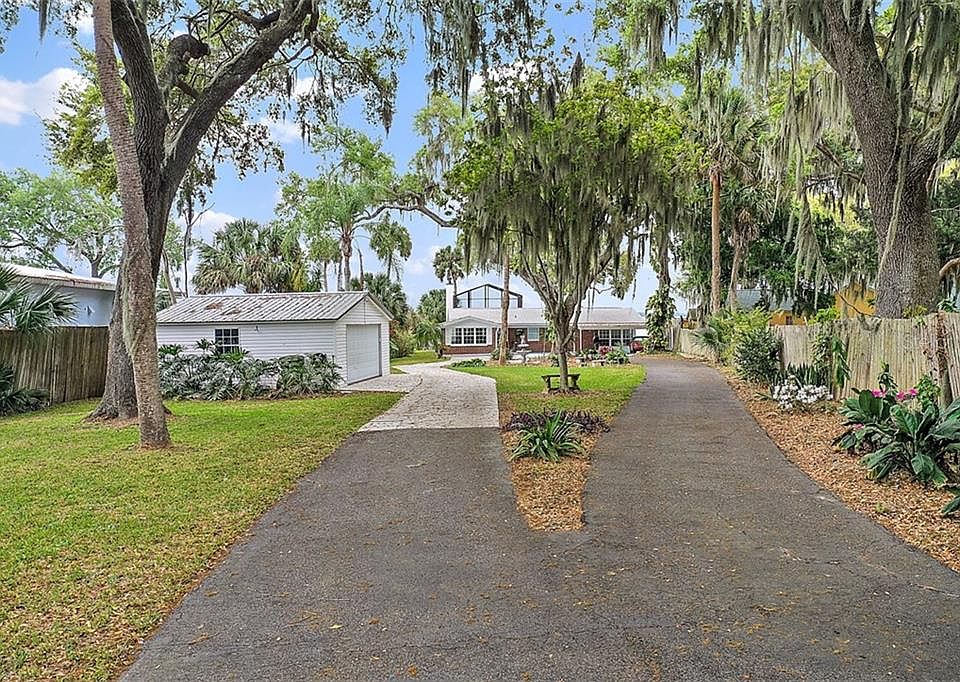 1st image of 608 N Shore Dr