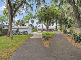 608 N Shore Dr, Leesburg, FL 34748