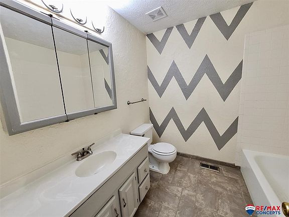 2nd image of 5721 S 52nd St