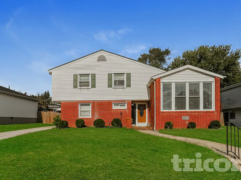 7910 Brookhaven Rd — Photo 1