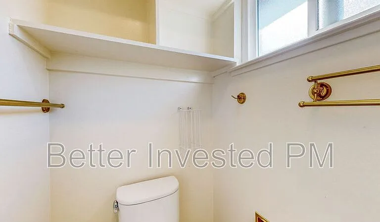 848 Sprucewood Ct — Photo 56