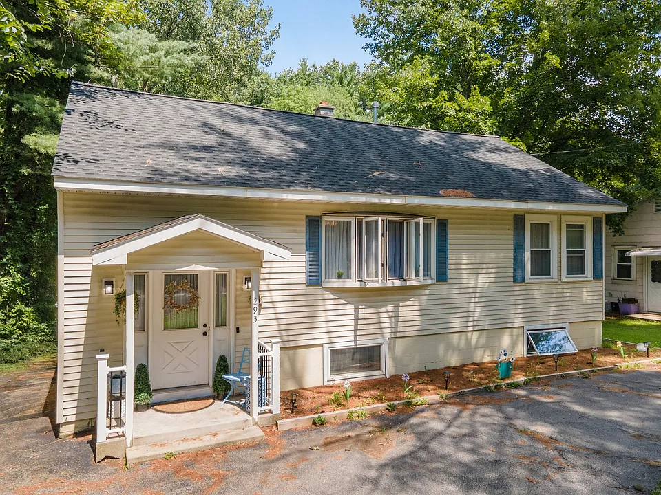 293-295 Church Rd #1