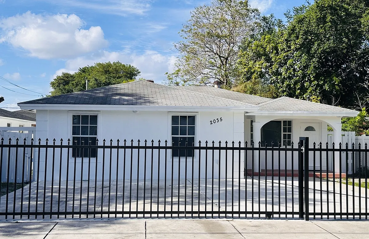 Private Fence Entrance - 2035 NW 52nd St #2035