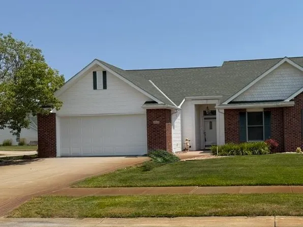 2805 Husker Ln, Columbus, NE 68601