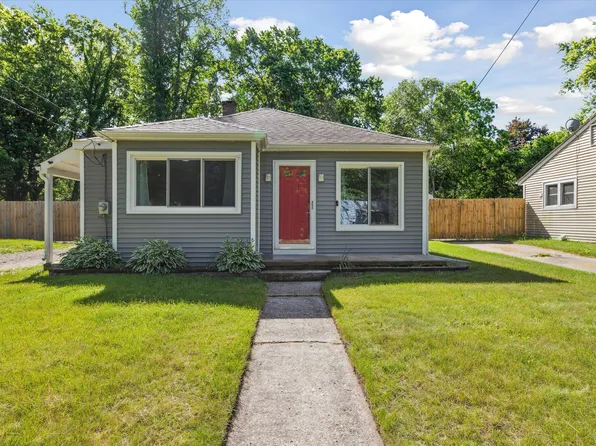 5248 Keyes Dr, Kalamazoo, MI 49004