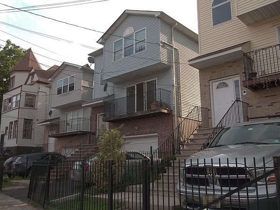3rd image of 37 Milford Ave