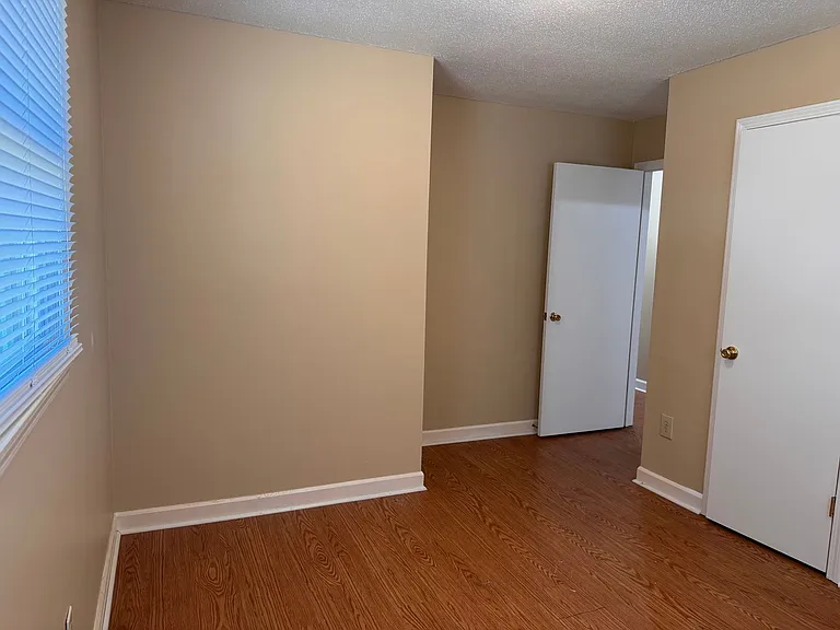 915 Pine Circle Dr — Photo 15