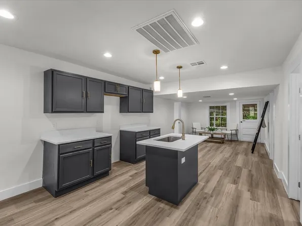 809 Mirike Dr, White Settlement, TX 76108