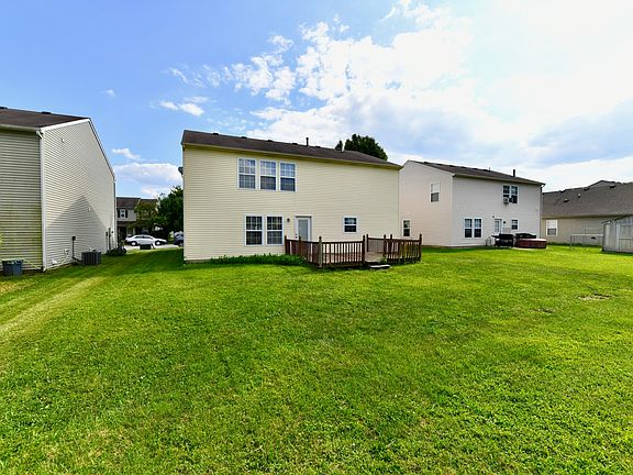 4th image of 348 Winterset Way