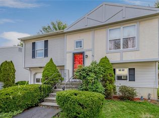 96 Branca Ct #96, Milford, CT 06461