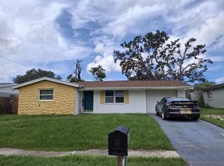 163 Doubloon Dr, Holiday, FL 34690