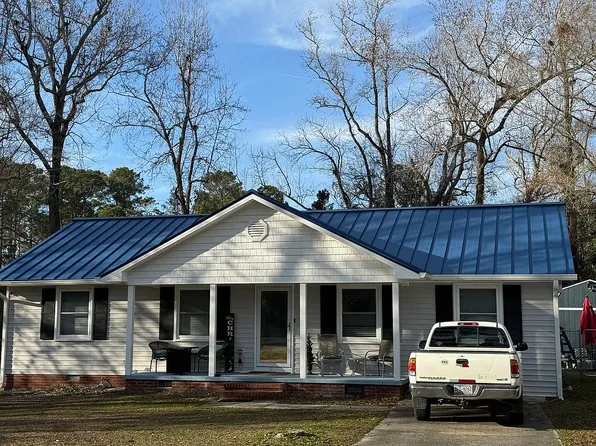 124 Pineview St, Havelock, NC 28532